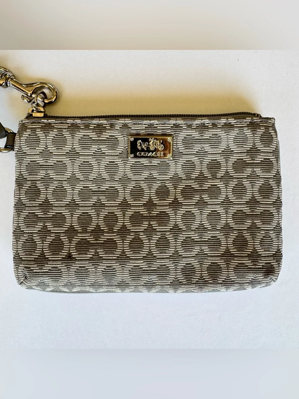 Coach Madison Op Art Signature Jacquard Grey Corner Zip Wristlet